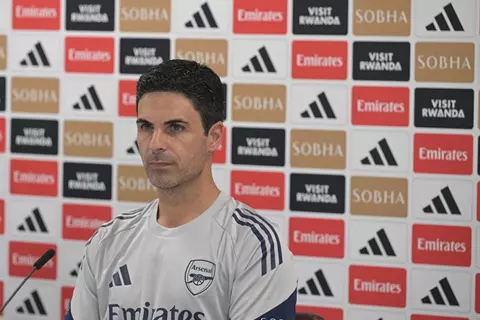 بعد شكوك إصابة رايس.. أرتيتا ينتقد جدول المباريات المزدحم